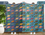 Retro Beaver Throw Blanket – Cozy Wildlife Gift for Nature Lovers