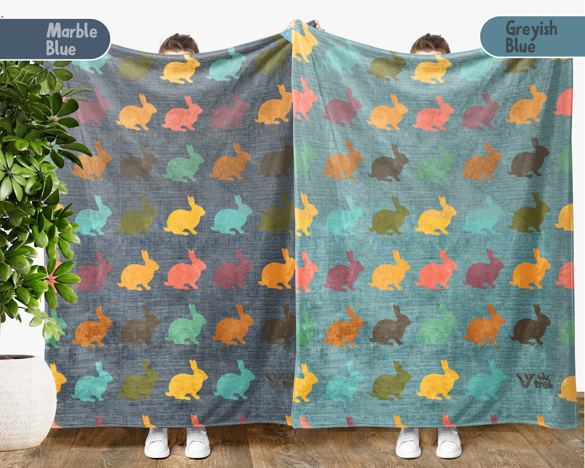 Retro Rabbit Bunny Blanket Cozy Bunny Graphic Throw Fleece Blanket Cute Animal Lover Gift Unique Home Decor Idea for Bedroom Couch