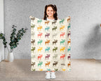 Cozy Moose Throw Blanket – Vintage Wildlife Blanket for Animal Lovers