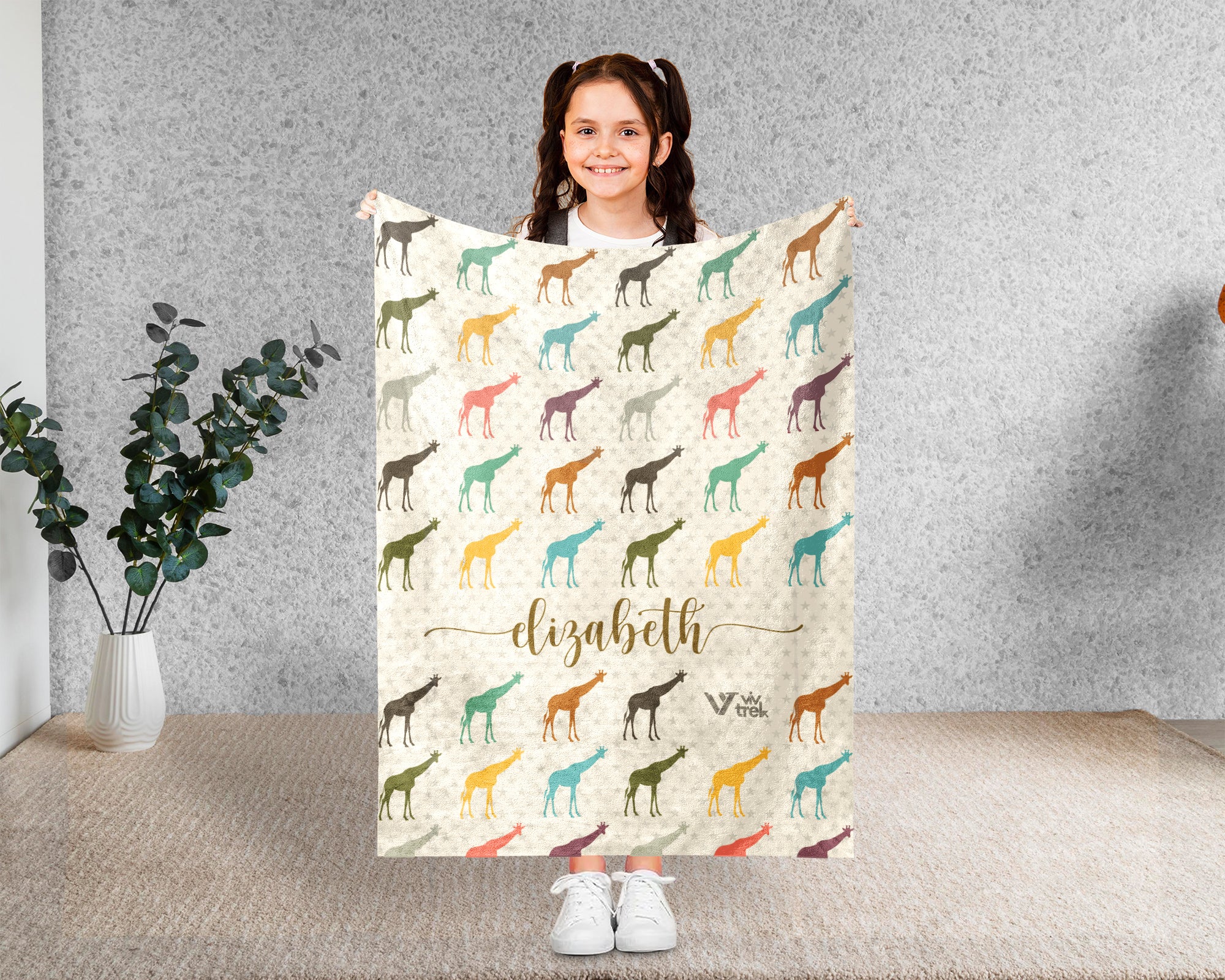 Custom Name Giraffe Throw Blanket – Personalized Wildlife Lover Gift