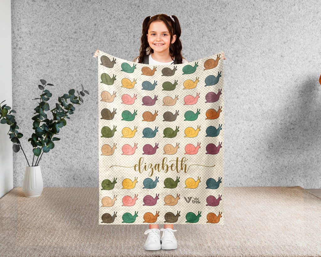Personalized Snail Throw Custom Name Mollusk Lover Blanket Retro Slow Life Garden Design Nature Gift Cozy Home Accent Decor