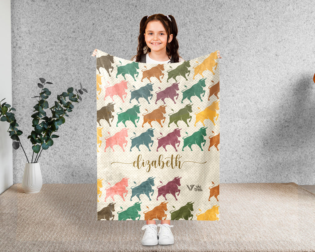 Custom Name Retro Bull Blanket, Personalized Rustic Ranch Throw for Cow Farm Wildlife Lover Home Decor and Gifts