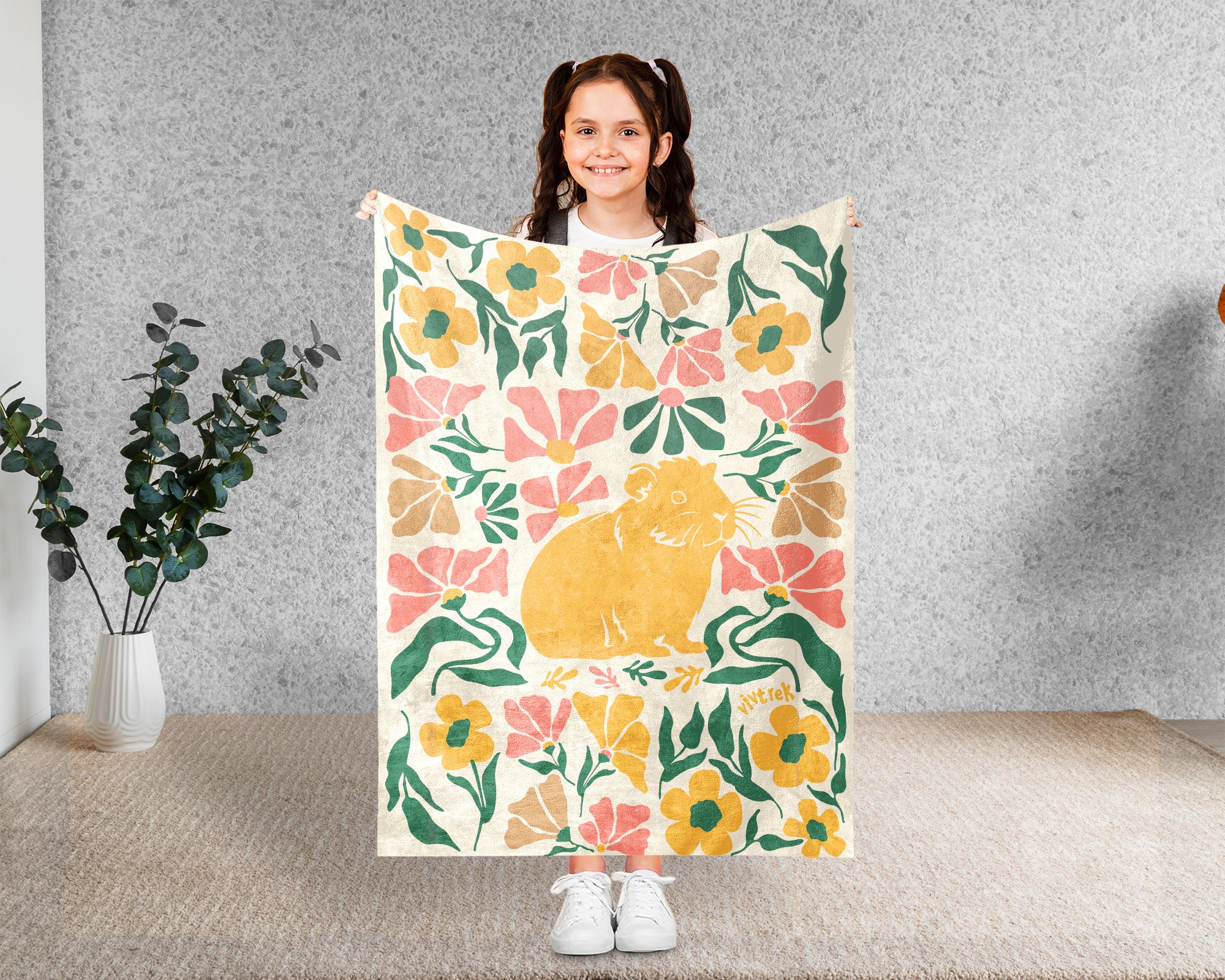 Guinea Pig Floral Blanket – Cozy Wildflower Pet Lover Throw