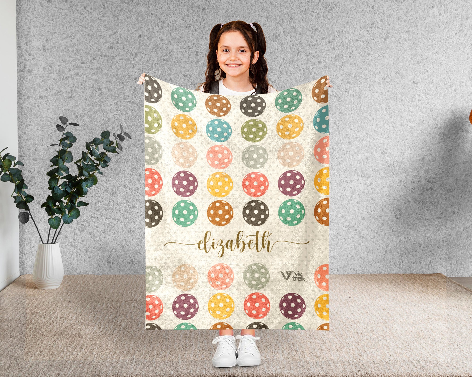 Custom Name Retro Pickleball Blanket, Personalized Sports Throw for Athlete Fans Game Room Decor and Cozy Gifts