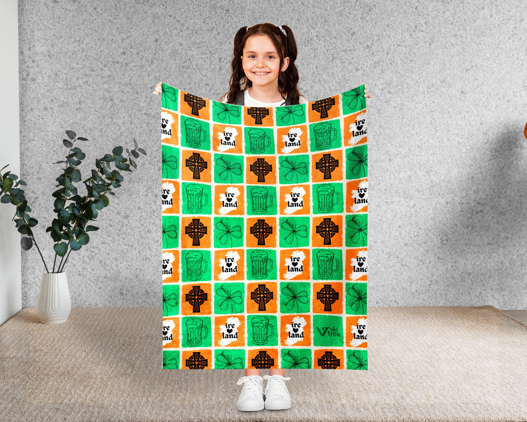 Ireland Heritage Blanket Throw with Celtic Knot Design, Cozy Shamrock Decor, St Patricks Day Irish Gift Blanket
