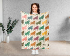 Retro Bull Blanket for Farmhouse Decor, Cozy Ranch Throw for Cow Lovers and Rustic Wildlife Home Style