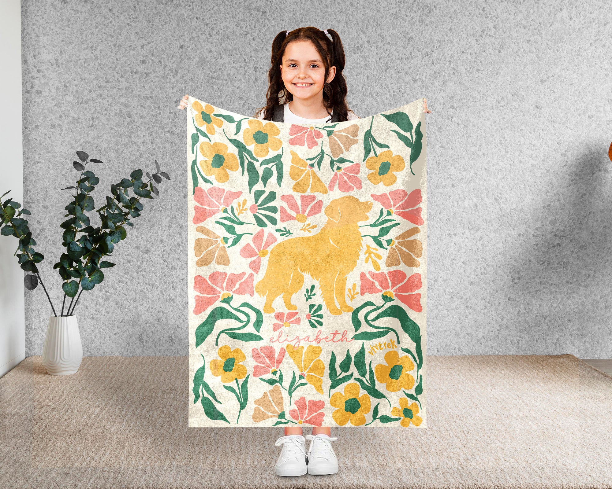 Floral Personalized Golden Retriever Blanket with Custom Name, Cozy Wildflower Throw for Kids Teens Adults, Dog Lover Birthday Gift