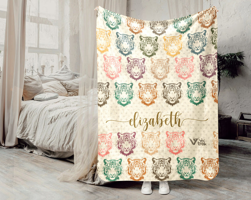 Custom Name Tiger Head Blanket Vintage Jungle Throw Personalized Cozy Animal Decor Big Cat Inspired Gift Nature Theme Home Accent Unique Design