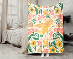 Personalized Bee Blanket with Custom Name, Cozy Honey Bee Throw for Kids Teens Adults, Cute Bumblebee Lover Gift