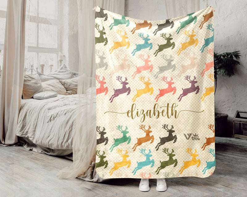 Custom Name Retro Reindeer Blanket, Personalized Woodland Animal Throw for Cabin Lodge Decor and Cozy Nature Gifts