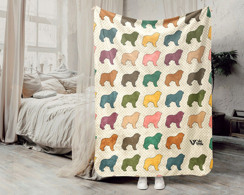Retro Great Pyrenees Dog Throw Blanket, Fluffy White Mountain Breed Gift, Cozy Gentle Giant Home Decor Accent