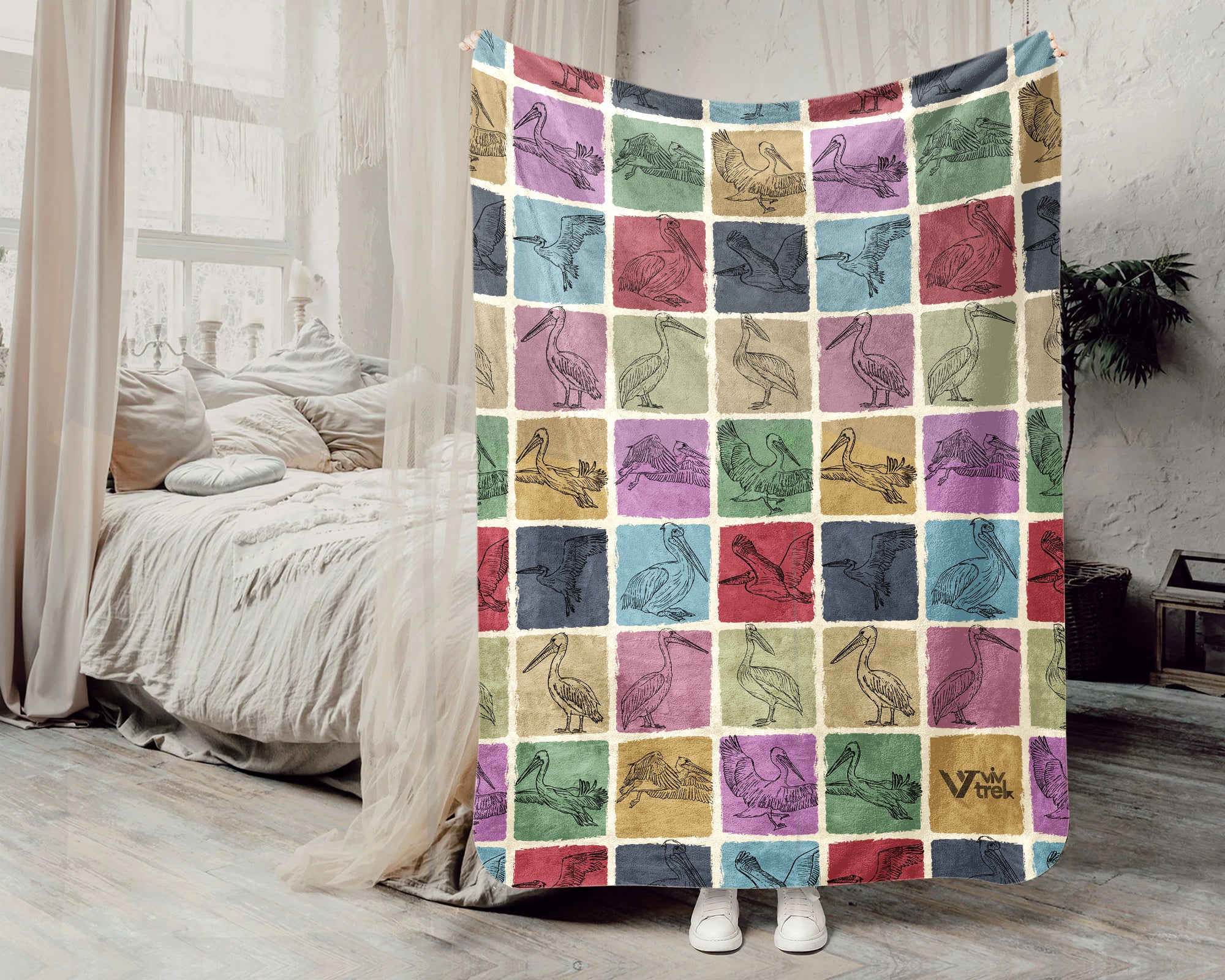 Vintage Pelican Throw Blanket – Cozy Coastal Wildlife Gift for Bird Lovers
