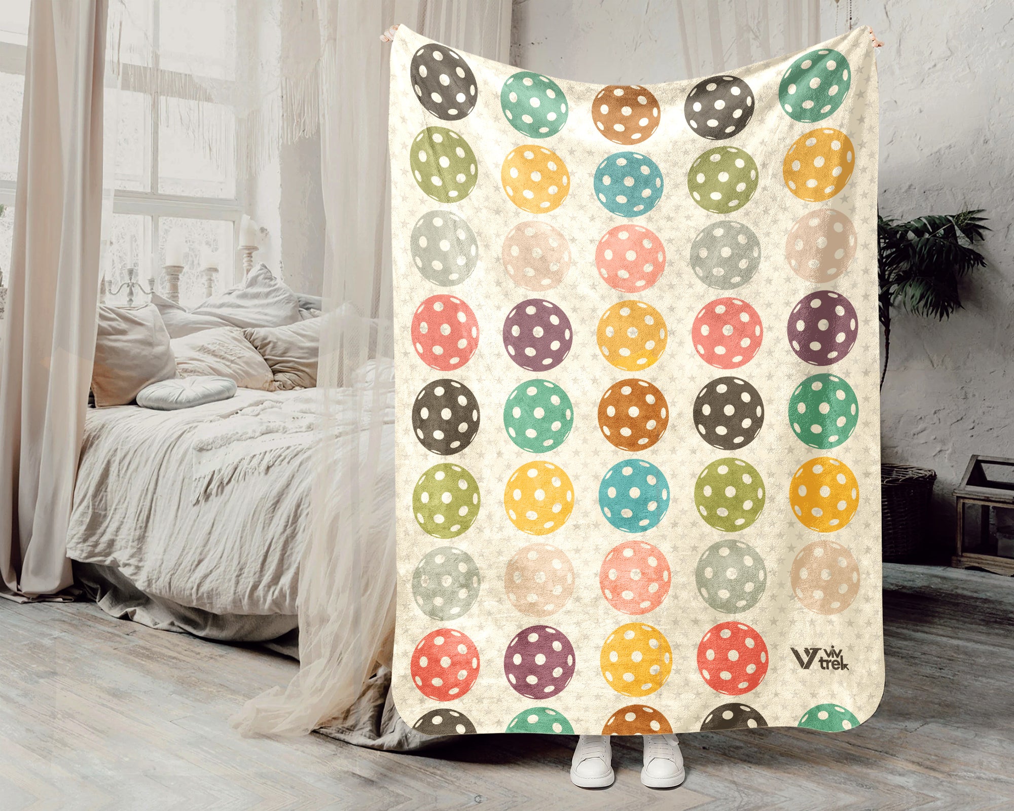 Retro Pickleball Lover Blanket for Sports Fans, Cozy Athletic Throw Gift with Distressed Court Game Style