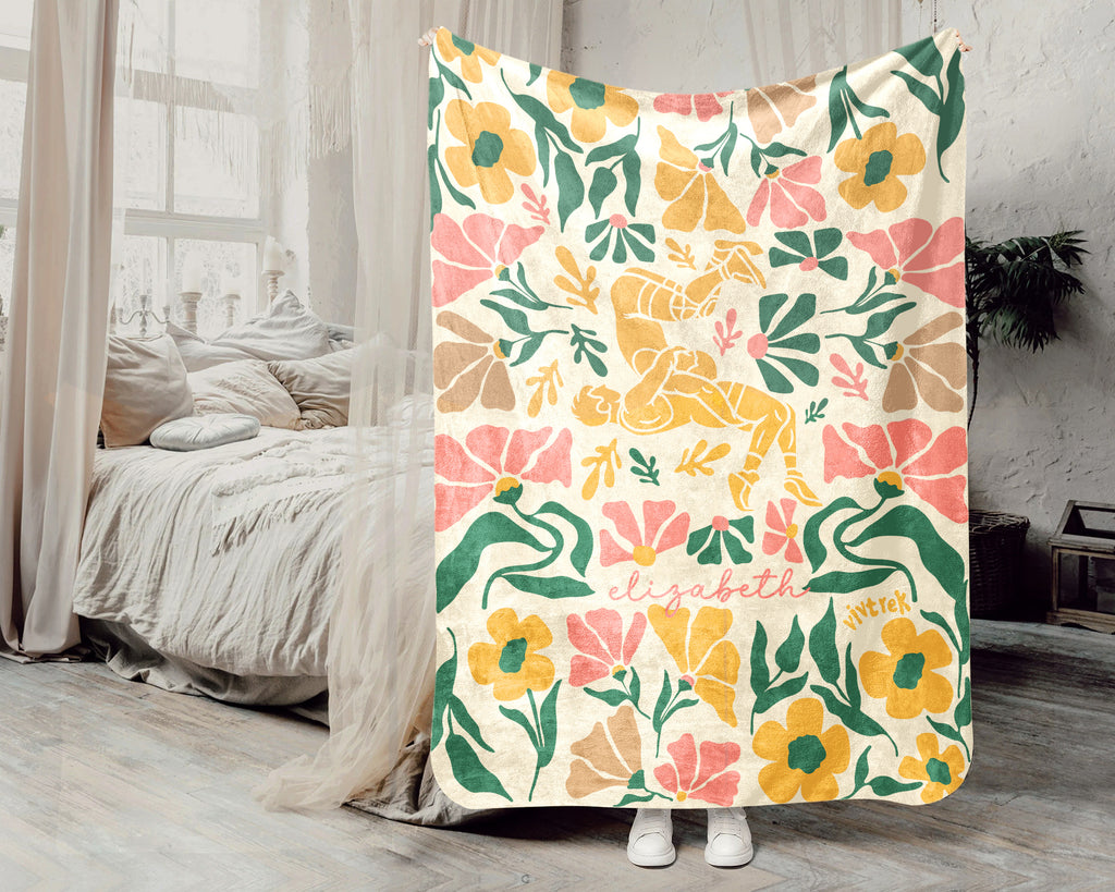 Custom Name Floral Wrestling Blanket, Cozy Wrestling Throw Gift for Kids Teens Adults, Perfect Birthday Sports Present