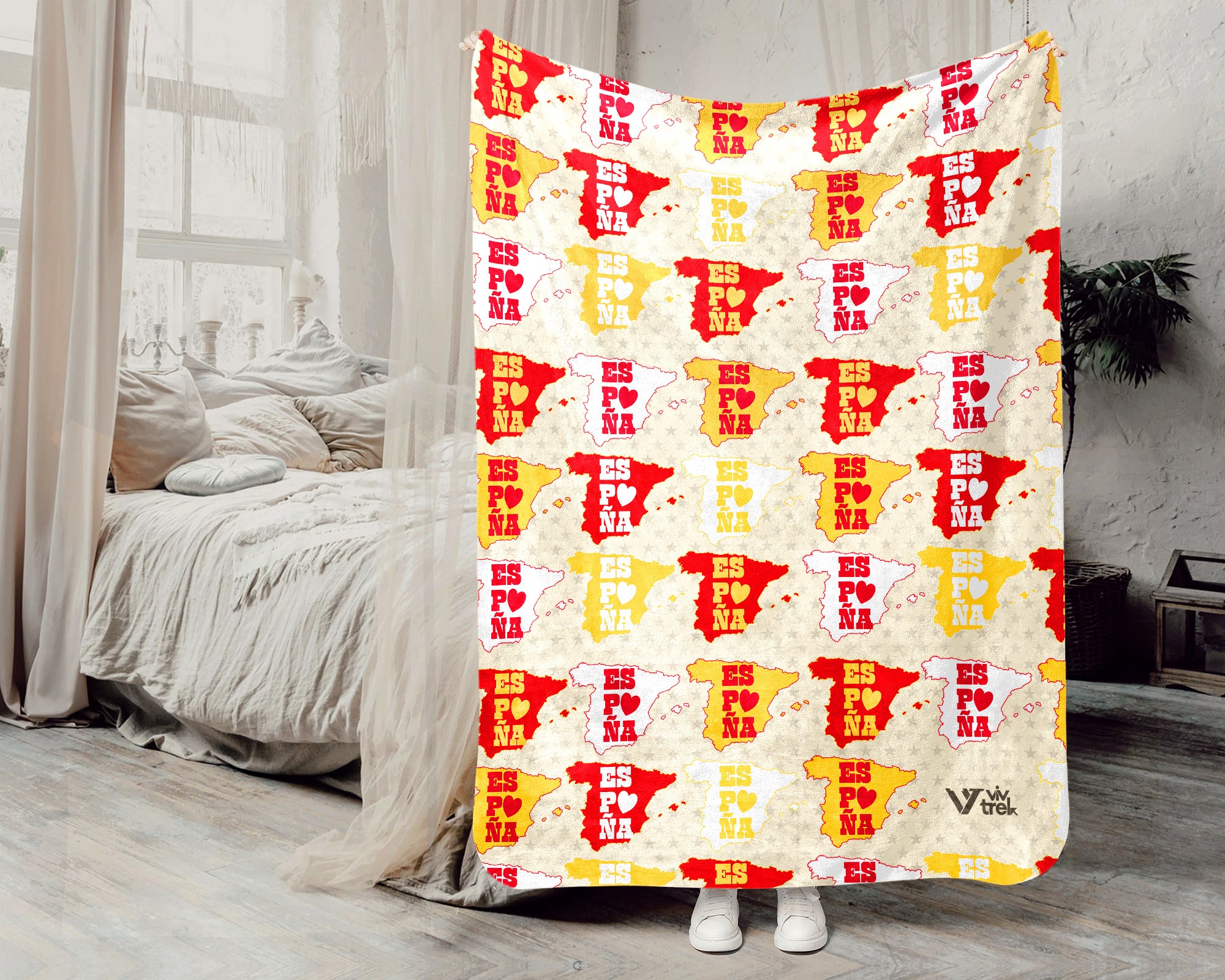 Retro Spain Blanket Throw with España Flag Design, Cozy Barcelona Madrid Inspired Decor, Europe Travel Lover Gift Blanket