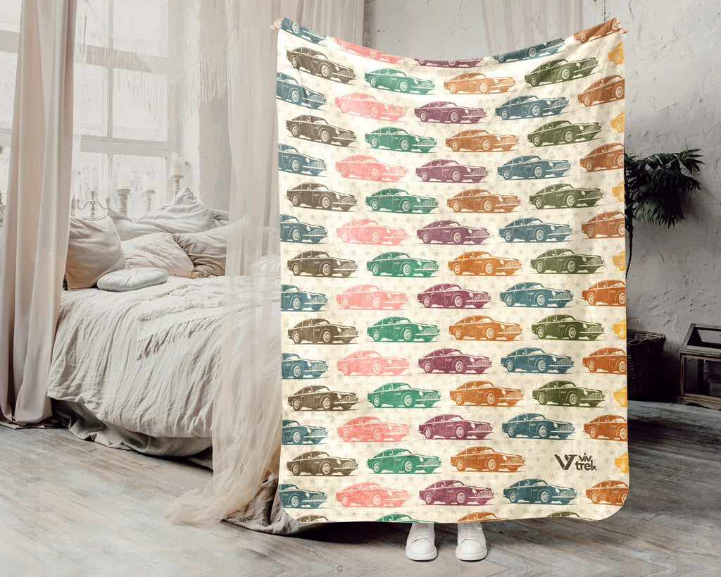 Retro Classic Car Throw Cozy Automotive Blanket Soft Garage Decor Unique Mechanic Gift for Vehicle Enthusiasts