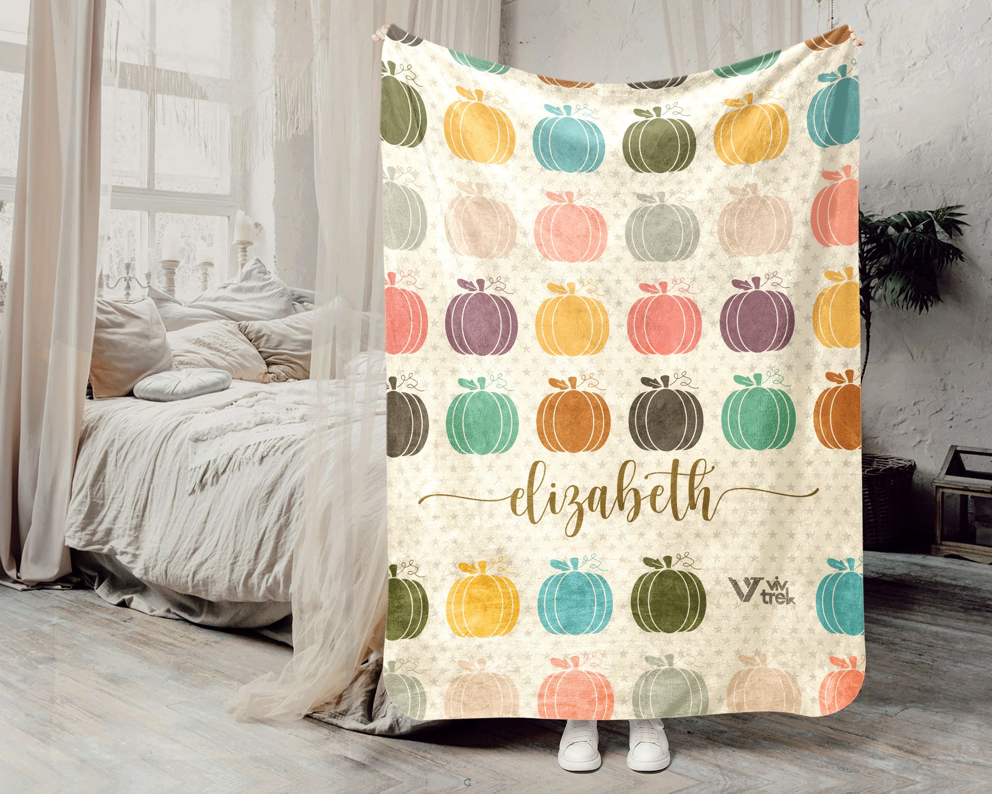 Custom Name Retro Pumpkin Blanket, Personalized Autumn Throw for Rustic Farmhouse Decor and Cozy Harvest Gifts