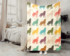 Retro Wolf Blanket Gift for Animal Lovers, Cozy Wildlife Throw, Forest Inspired Decor Accent for Bedroom and Living Spaces