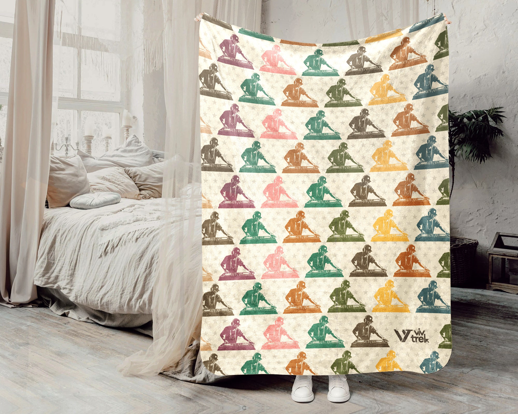 Retro DJ Throw Blanket – Cozy Gift for Music Lovers