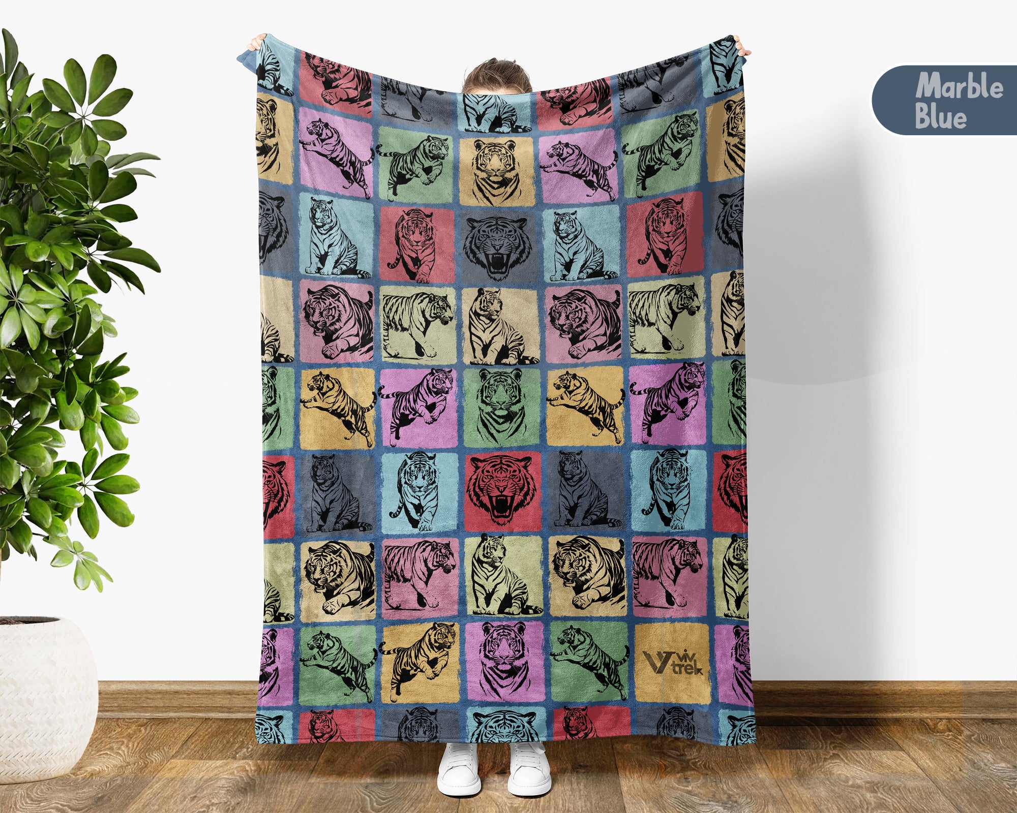 Vintage Tiger Blanket Gift for Animal Lovers, Cozy Wildlife Throw, Jungle Inspired Decor for Bedroom and Relaxing Living Spaces