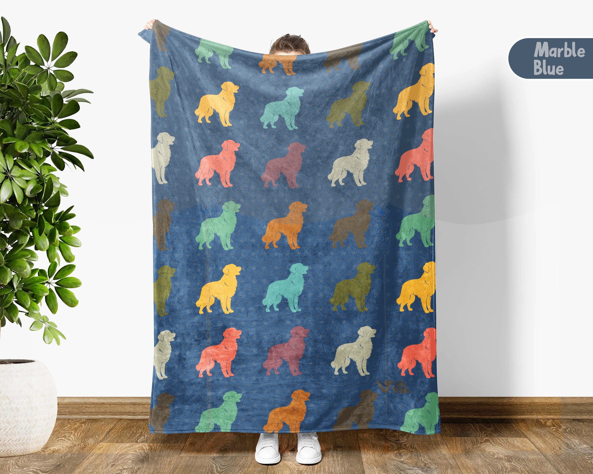 Retro Golden Retriever Blanket Gift for Dog Lovers, Cozy Canine Throw, Pet Inspired Home Decor Accent for Relaxing Living Spaces