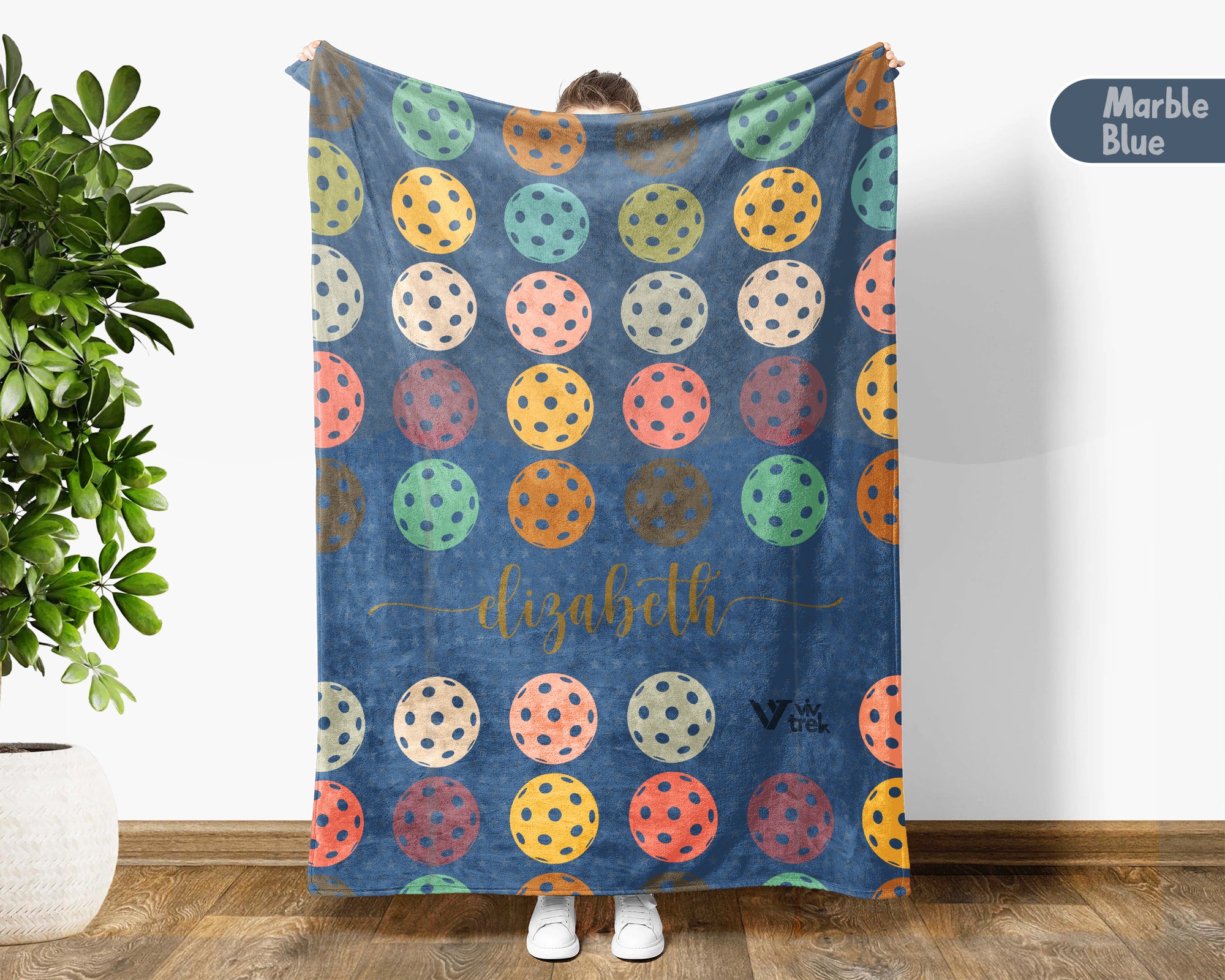 Custom Name Retro Pickleball Blanket, Personalized Sports Throw for Athlete Fans Game Room Decor and Cozy Gifts