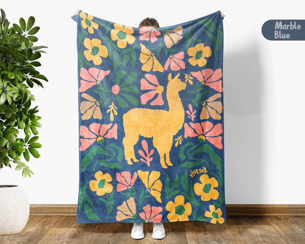 Floral Llama Blanket – Cozy Wildflower Throw for Animal Lovers