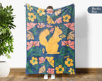Floral Squirrel Blanket – Cozy Vintage Wildlife Lover Throw