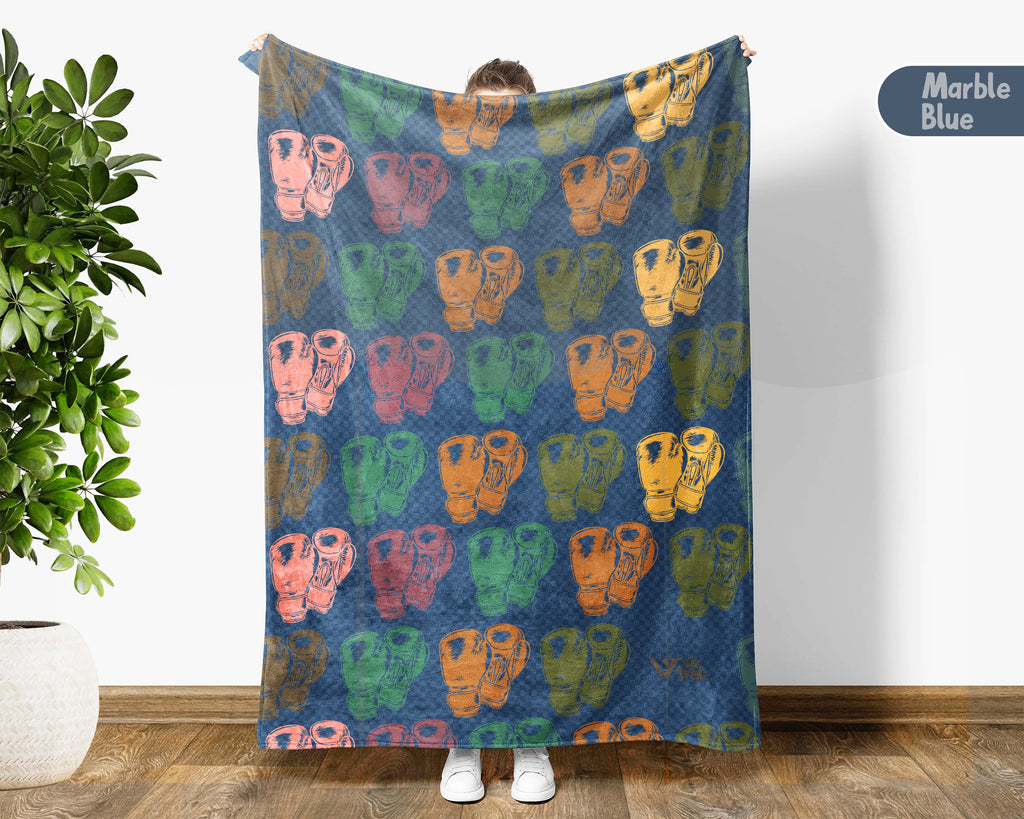 Retro Boxing Lover Blanket Cozy Sports Throw for Athletes Soft Gloves Design Fleece Blanket Unique Fitness Gift Decor