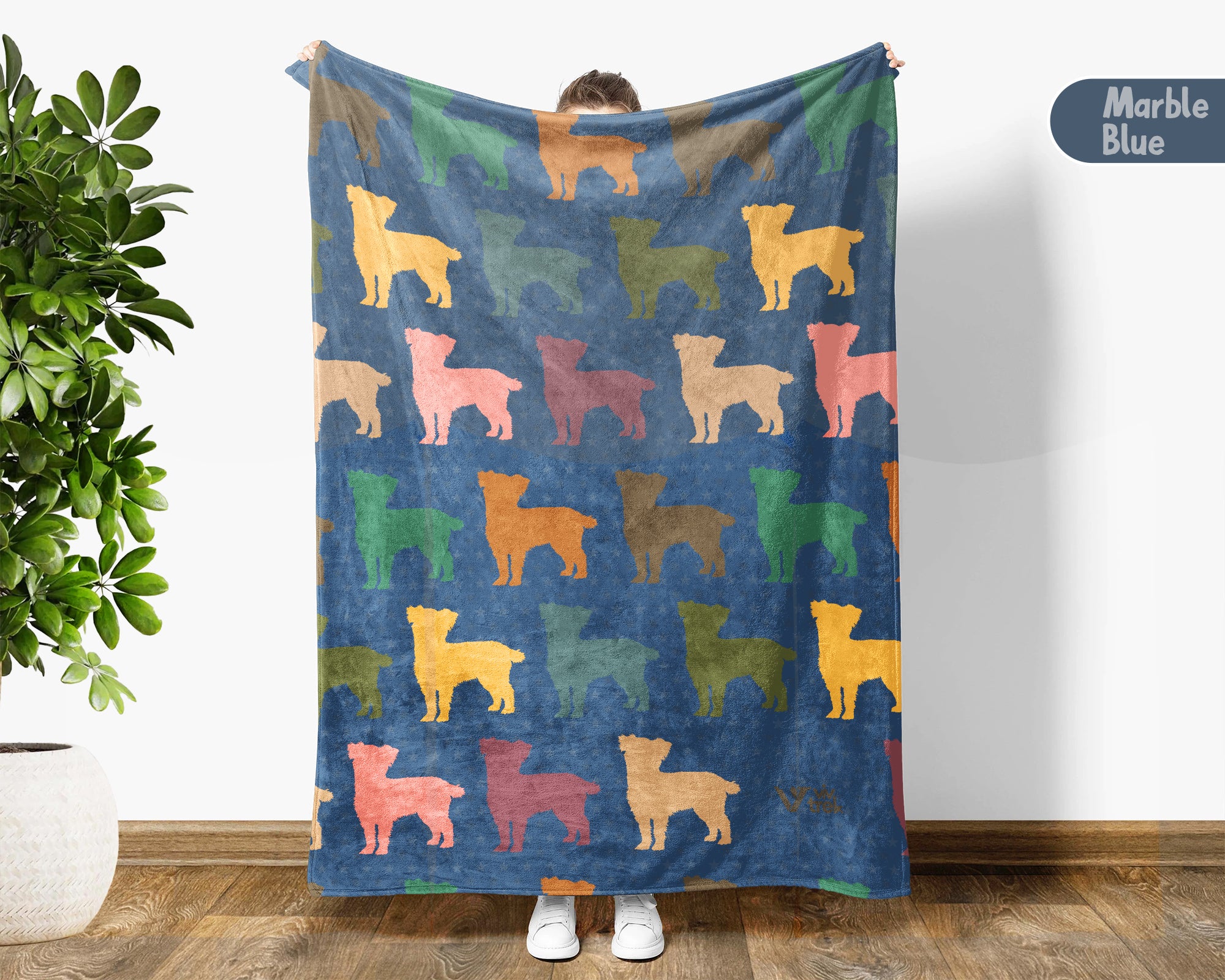 Retro Maltese Dog Blanket for Puppy Fans, Cozy Pet Throw Gift with Cute Canine Inspired Home Decor Style