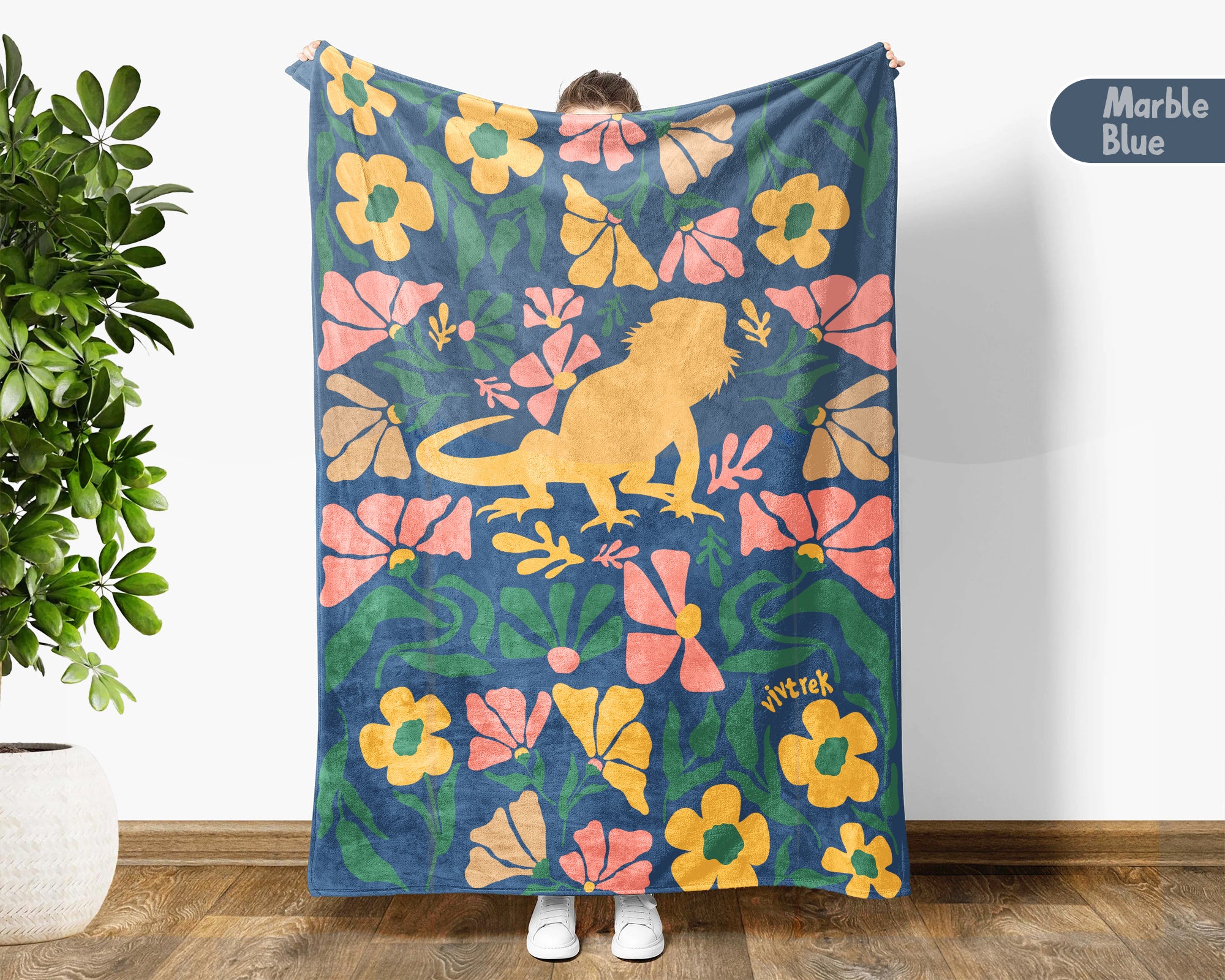 Floral Bearded Dragon Blanket – Cozy Throw for Lizard Lovers & Reptile Fans