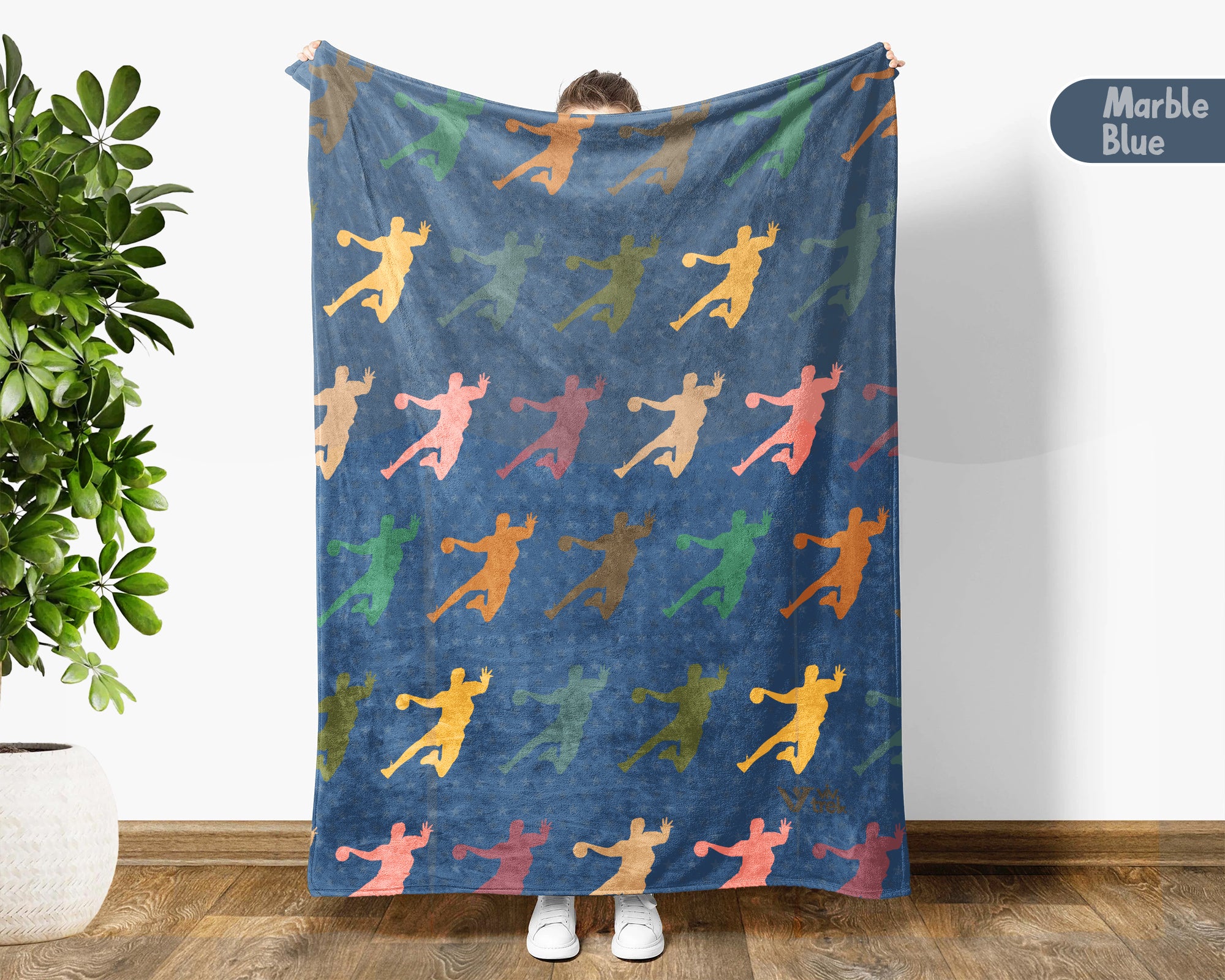 Retro Handball Blanket Cozy Sports Throw Handball Lover Fleece Blanket Sporty Gift Home Decor Idea for Game Day Couch Bedroom