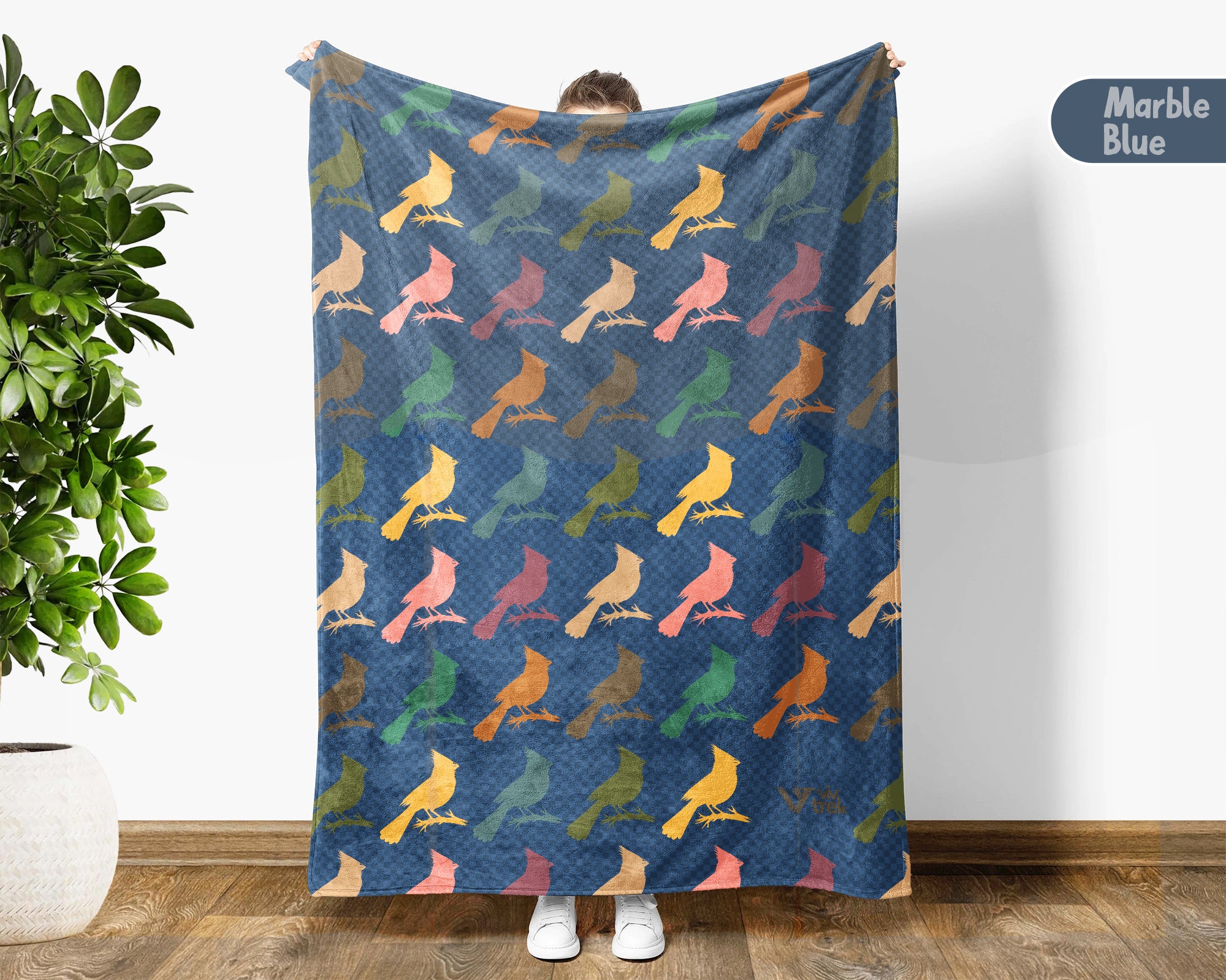 Retro Cardinal Bird Blanket Cozy Nature Throw for Bird Lovers Soft Wildlife Decor Unique Outdoor Inspired Home Gift