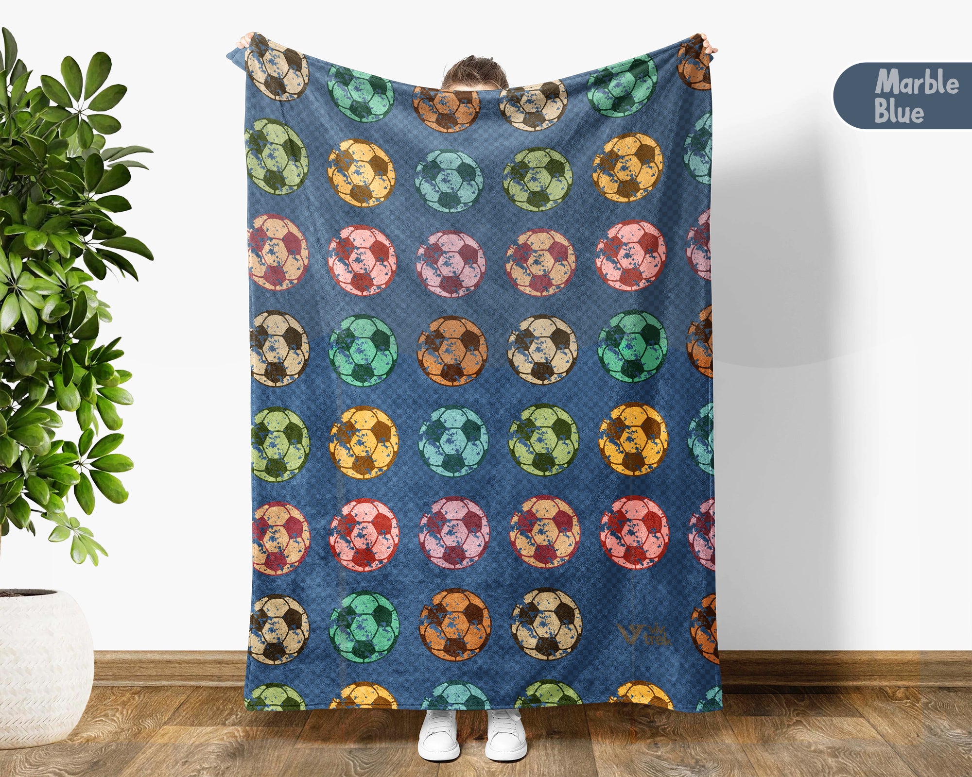 Retro Soccer Blanket Gift Cozy Sports Throw Soft Football Graphic Decor Unique Player Gift for Match Day Fans