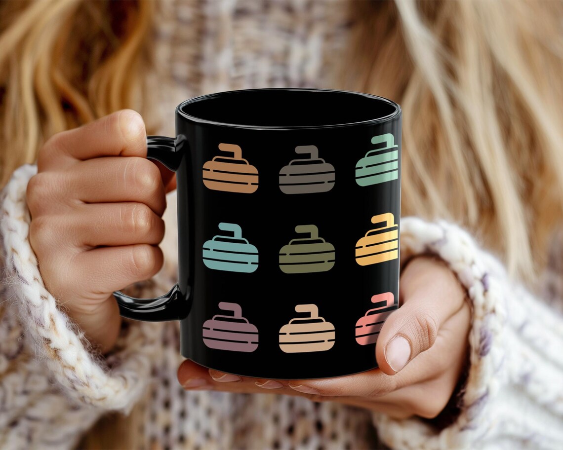 Retro Curling Mug – Vintage Black Sports Coffee Cup Under $25, Distressed Curling Enthusiast Gift for Him & Her ☕🥌