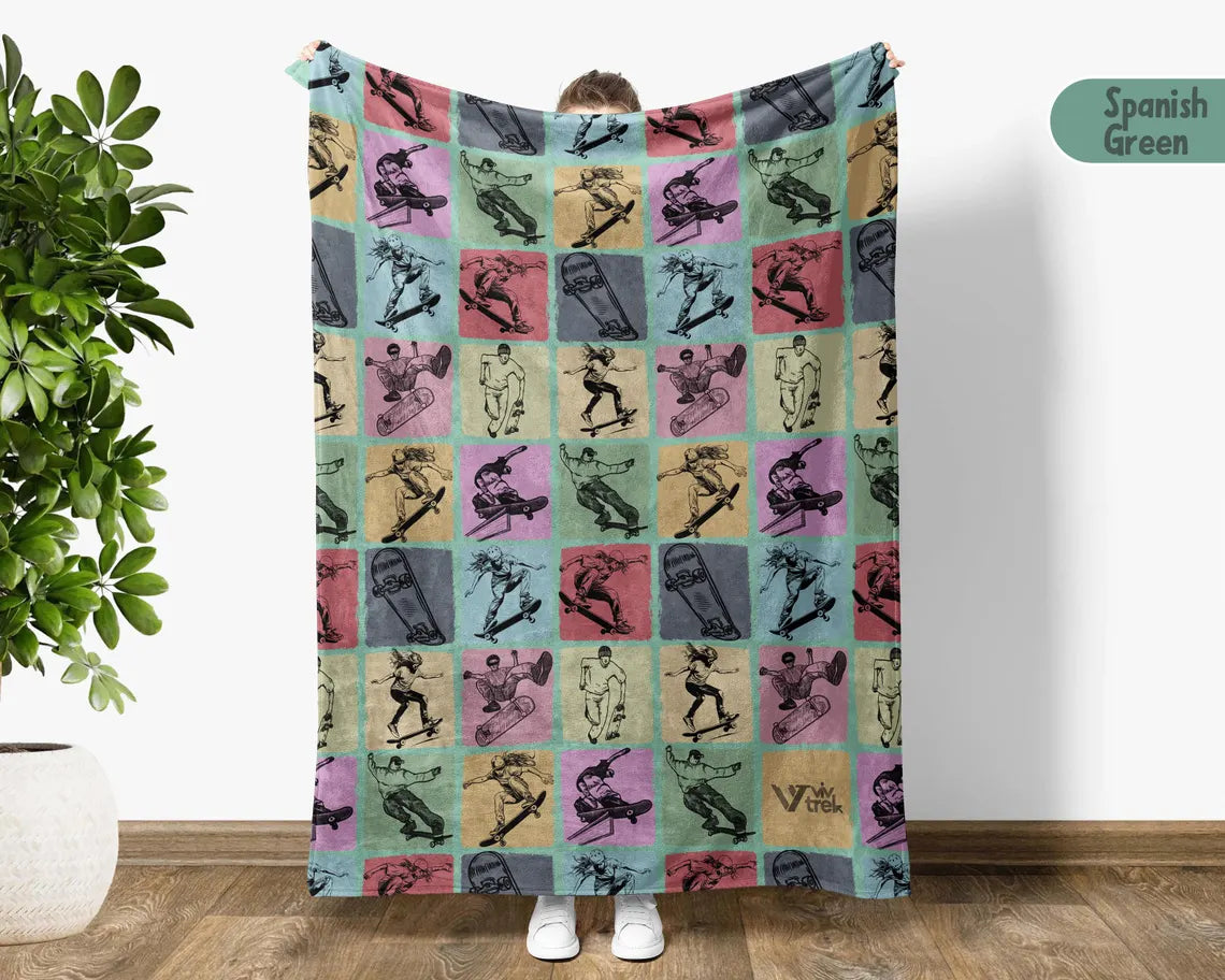 Vintage Skateboarding Gift Blanket, Cozy Skateboard Lover Throw, Unique Sports Fleece Blanket, Skateboard Graphic Decor, Gift for Skate Fans
